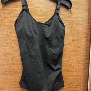 3 XL Nursing Top (black, gray, green)